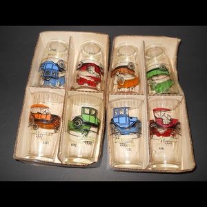 2 Sets of Hazel Atlas Auto Glasses